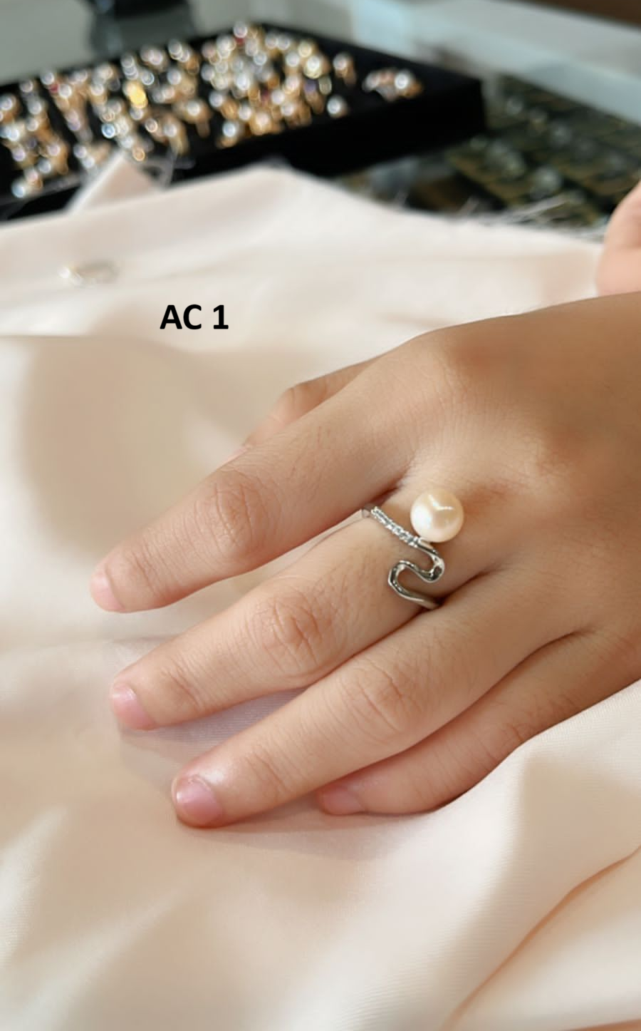 Lombok Pearl Gallery AC1-AC8